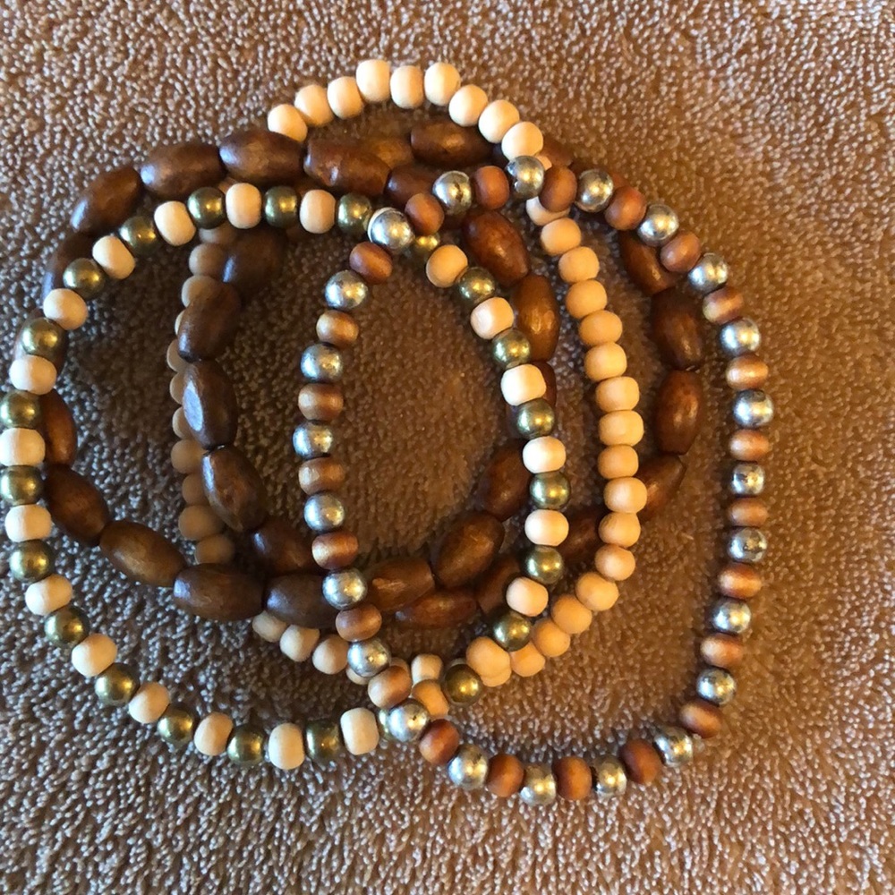 Bracelets - Picture 4 of 13